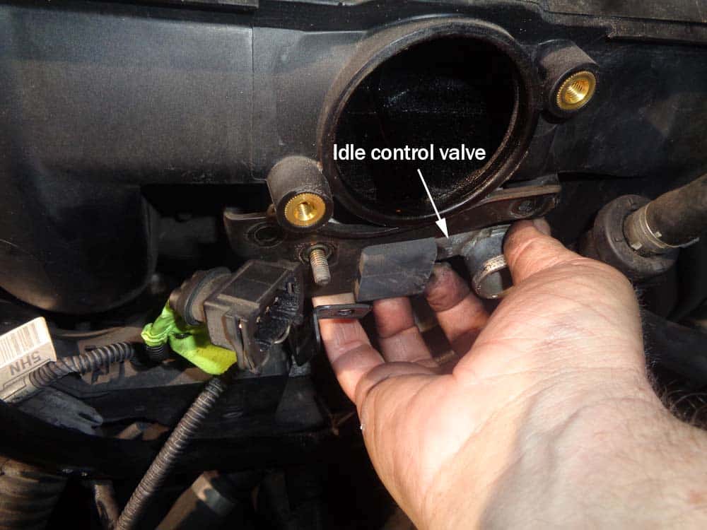 See C3851 repair manual
